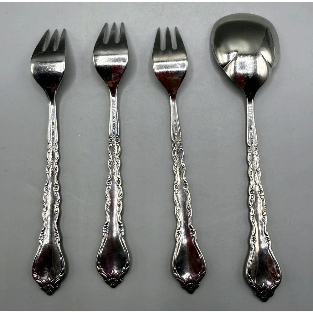International Silver Gigi Stainless Deluxe 3 Cocktail Forks 1 Sugar Spoon 4pc